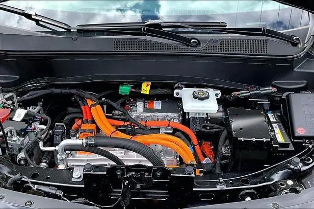 2027 Chevrolet Bolt LT FWD