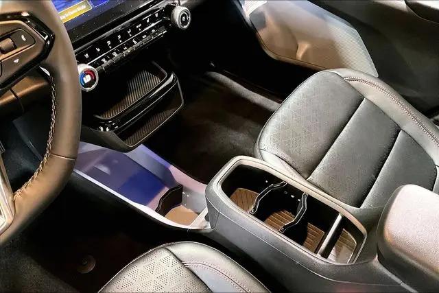 2027 Chevrolet Bolt RS FWD