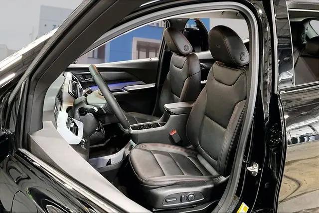 2027 Chevrolet Bolt RS FWD