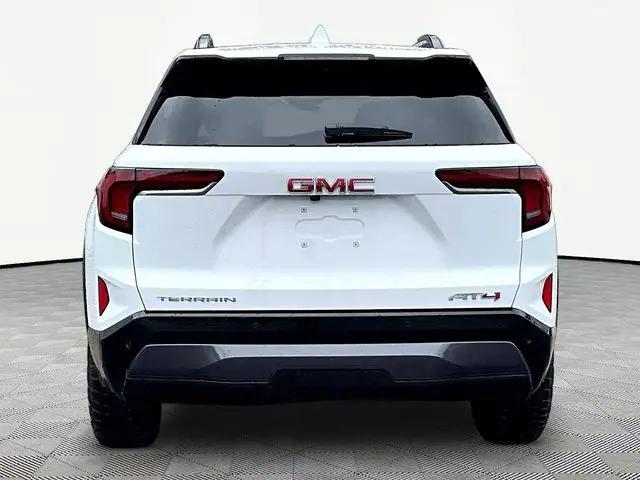 2026 GMC Terrain AWD AT4