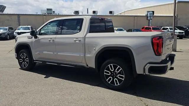 2026 GMC Sierra 1500 Crew Cab, Short Bed, AT4, 4WD