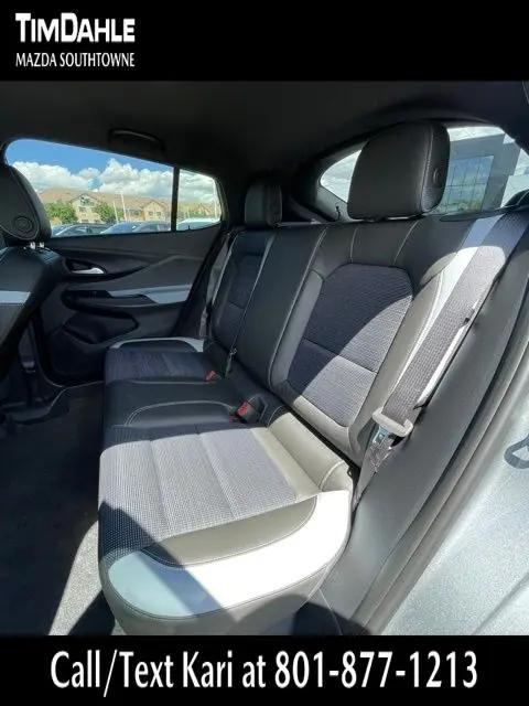 2025 Buick NV Preferred FWD