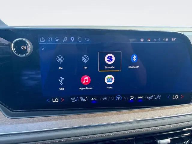 2025 Chevrolet Suburban 4WD High Country