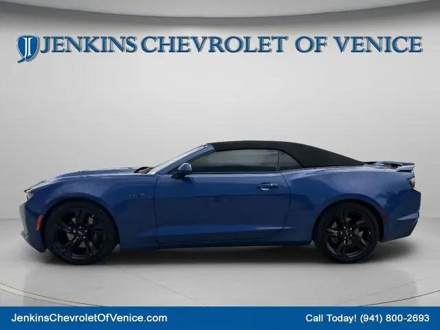 2022 Chevrolet Camaro RWD Convertible LT1