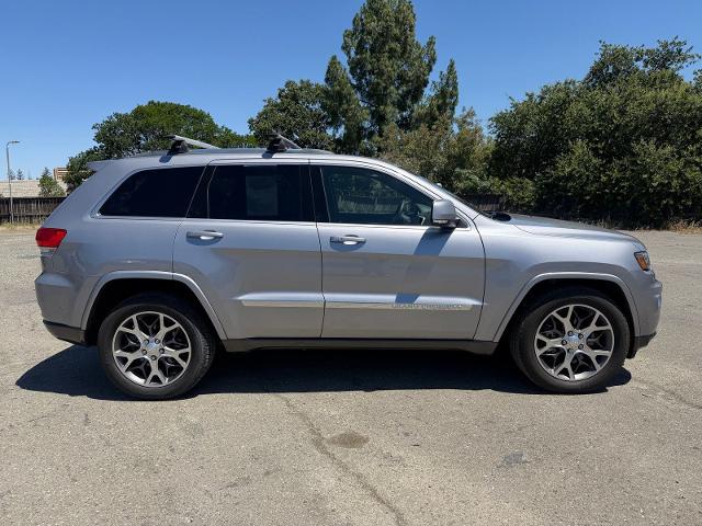 2018 Jeep Grand Cherokee Sterling Edition 4x4