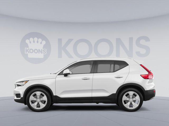 2020 Volvo XC40 T5 Momentum