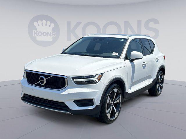 2020 Volvo XC40 T5 Momentum