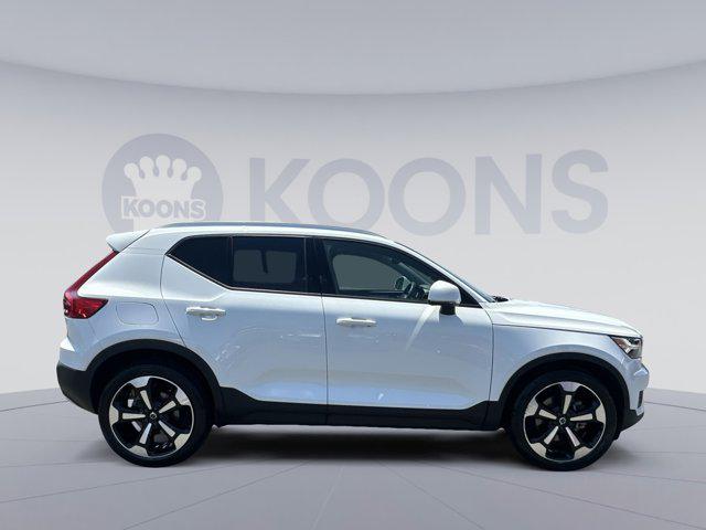 2020 Volvo XC40 T5 Momentum