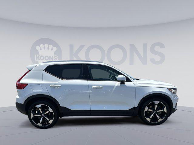 2020 Volvo XC40 T5 Momentum