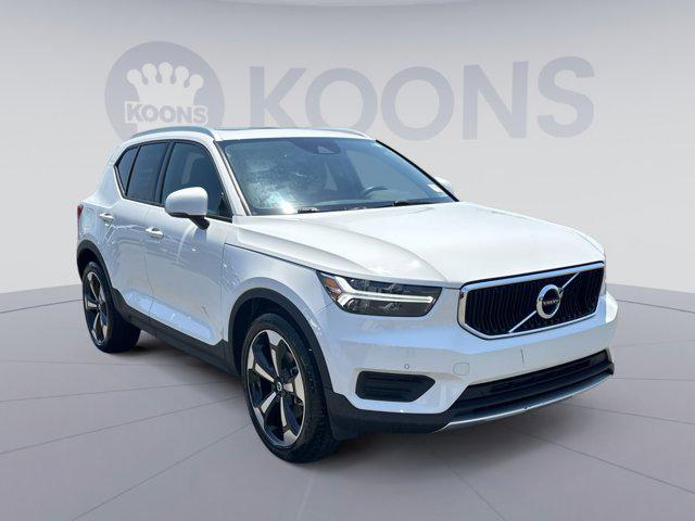 2020 Volvo XC40 T5 Momentum