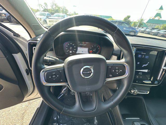 2020 Volvo XC40 T5 Momentum