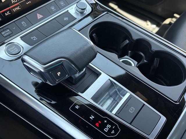 2021 Audi Q8 Premium Plus 55 TFSI quattro Tiptronic