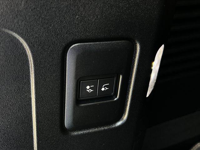 2023 Land Rover Defender 130 First Edition