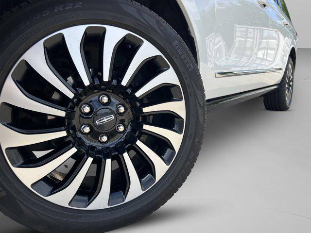 2024 Lincoln Navigator Black Label L