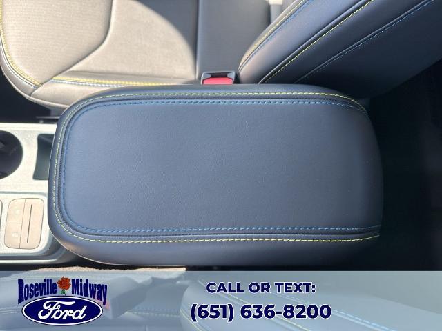 2025 Ford Maverick Lobo Standard