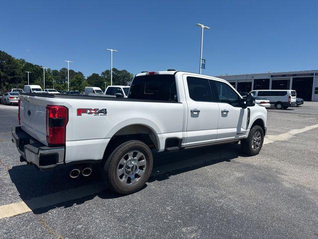 2023 Ford F-350 LARIAT