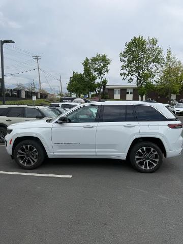 2023 Jeep Grand Cherokee Overland 4x4