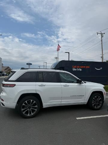2023 Jeep Grand Cherokee Overland 4x4