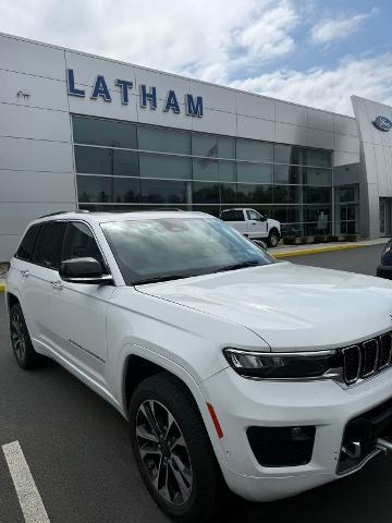 2023 Jeep Grand Cherokee Overland 4x4