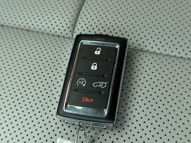 2023 Jeep Grand Cherokee Overland 4x4