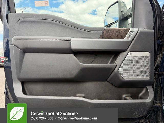 2025 Ford F-350 LARIAT