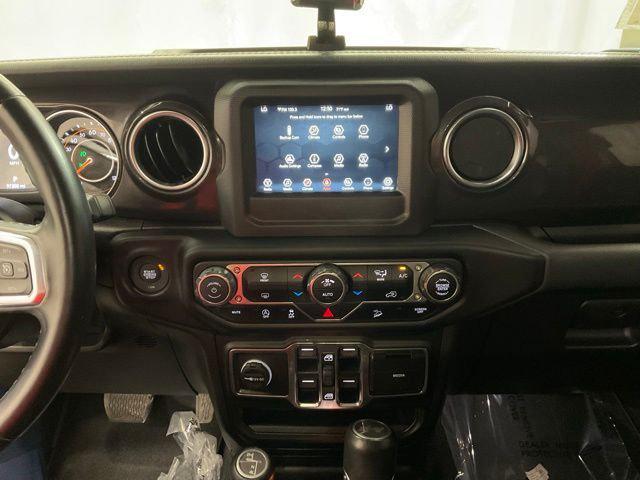 2021 Jeep Wrangler Sahara Altitude 4x4