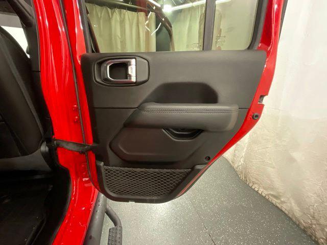 2021 Jeep Wrangler Sahara Altitude 4x4