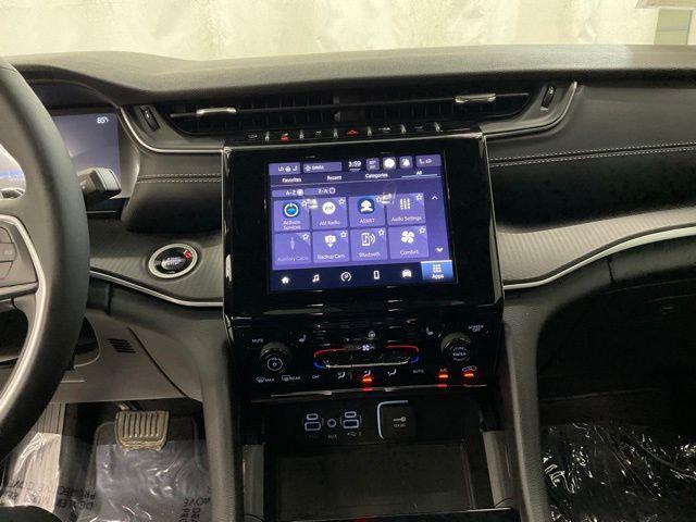 2025 Jeep Grand Cherokee L Altitude X 4x4
