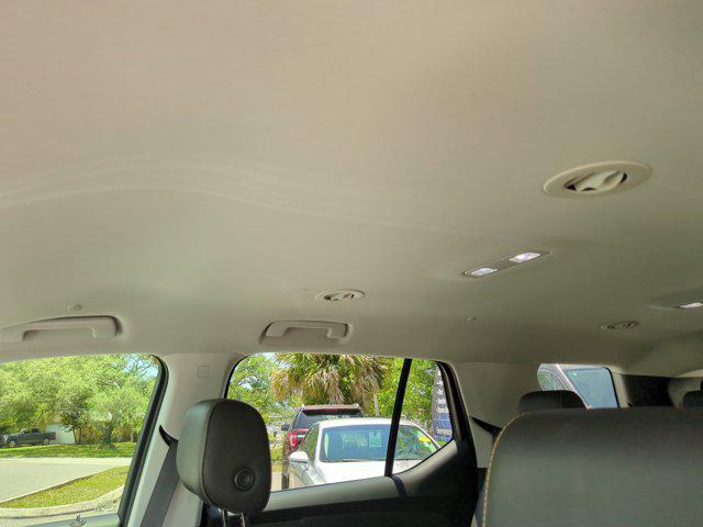 2021 Chevrolet Traverse FWD LT Leather