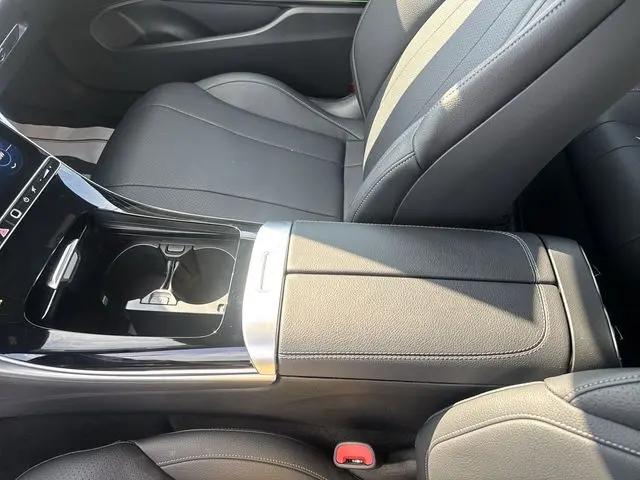 2025 Mercedes-Benz CL 4MATIC