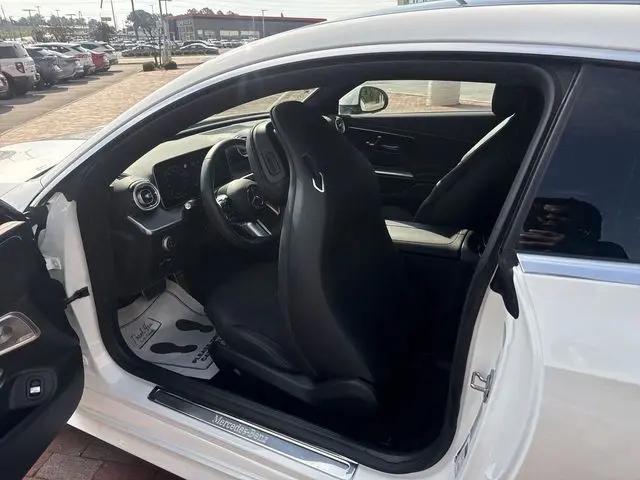 2025 Mercedes-Benz CL 4MATIC