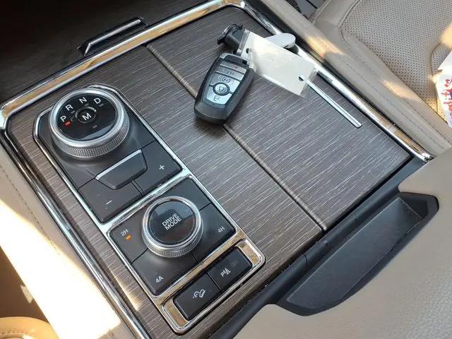 2024 Ford Expedition Limited MAX