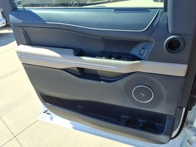 2024 Ford Expedition Limited MAX
