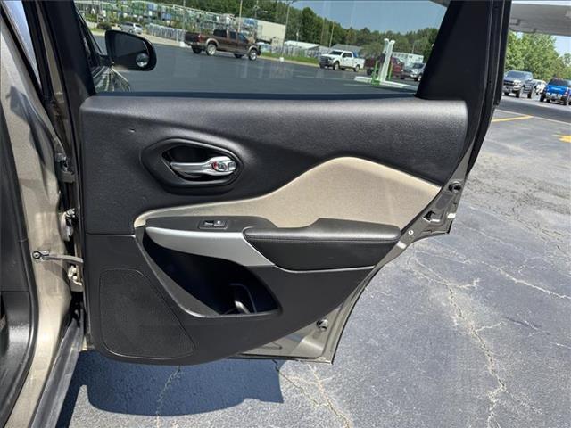 2018 Jeep Cherokee Latitude FWD