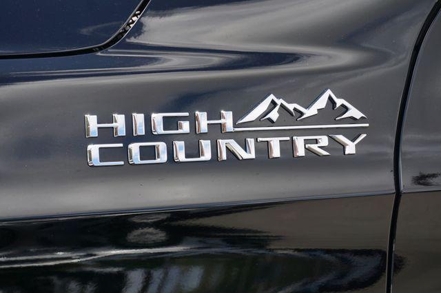 2024 Chevrolet Suburban 4WD High Country