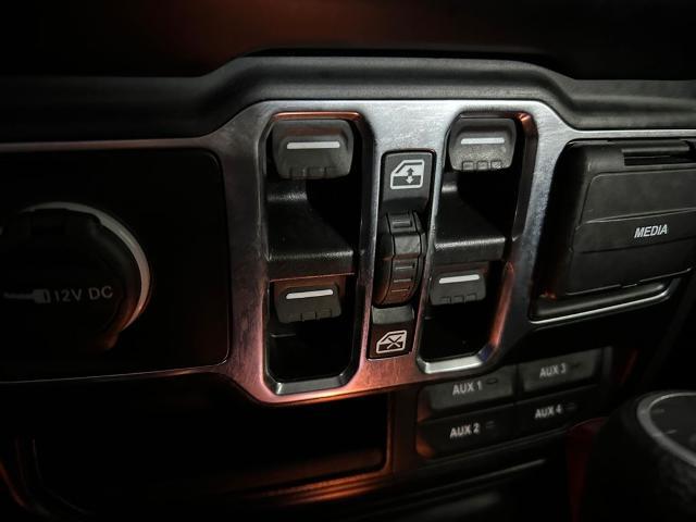 2022 Jeep Gladiator Sport S