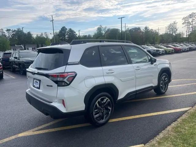 2025 Subaru Forester Premium Hybrid
