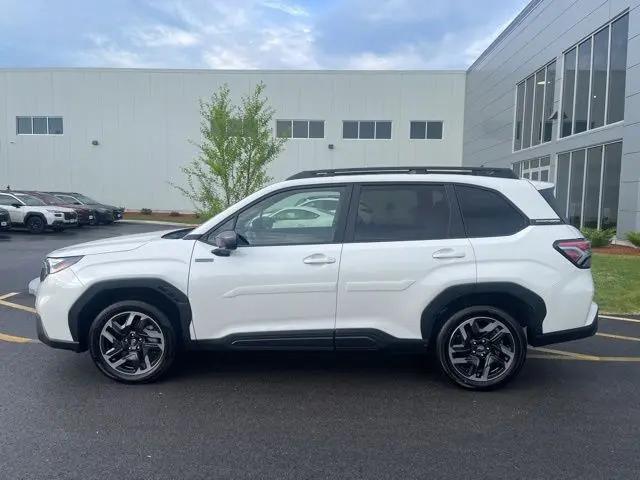 2025 Subaru Forester Premium Hybrid