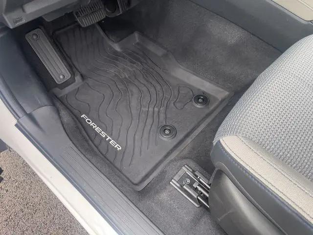 2025 Subaru Forester Premium Hybrid