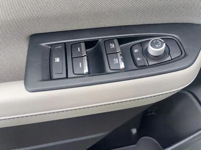 2025 Subaru Forester Premium Hybrid