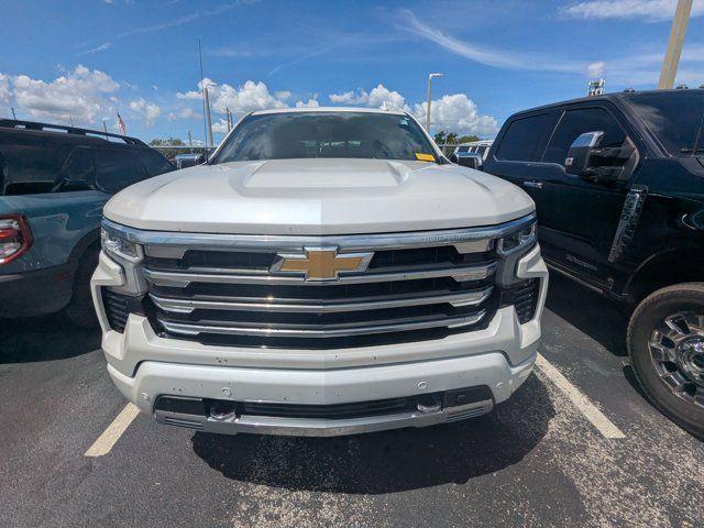 2023 Chevrolet Silverado 1500 4WD Crew Cab Short Bed High Country