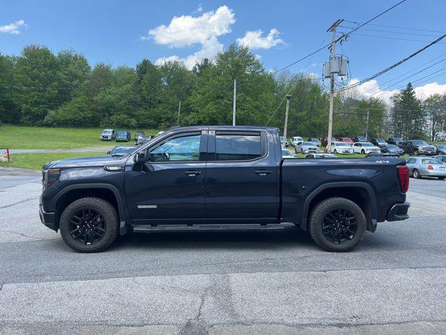 2022 GMC Sierra 1500 4WD Crew Cab Short Box Elevation