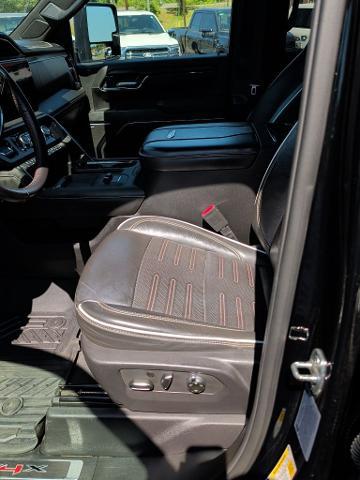 2024 GMC Sierra 2500HD 4WD Crew Cab Standard Bed AT4X