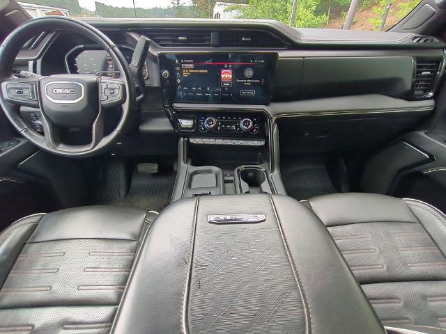 2024 GMC Sierra 2500HD 4WD Crew Cab Standard Bed AT4X