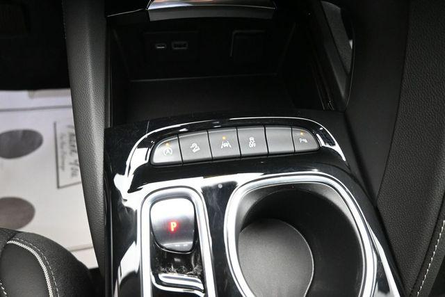2023 Buick Envision Essence AWD