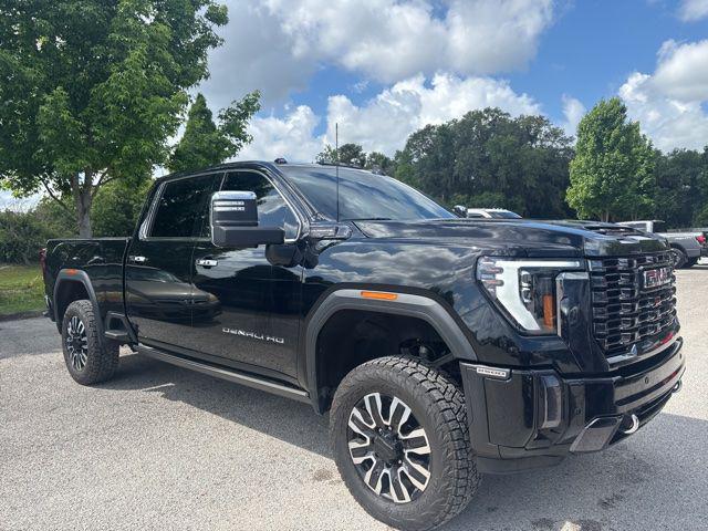 2024 GMC Sierra 2500HD 4WD Crew Cab Standard Bed Denali Ultimate