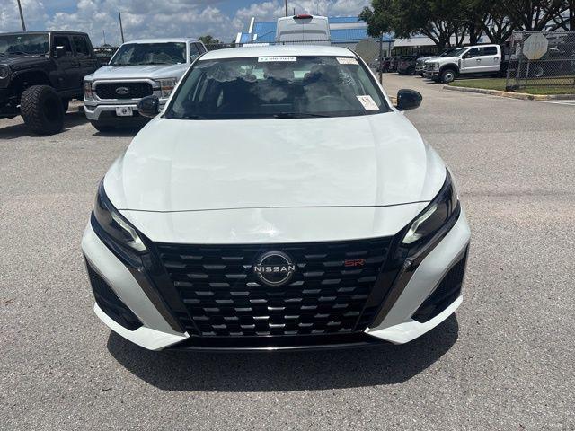 2023 Nissan Altima SR FWD