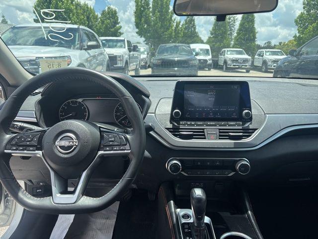 2023 Nissan Altima SR FWD