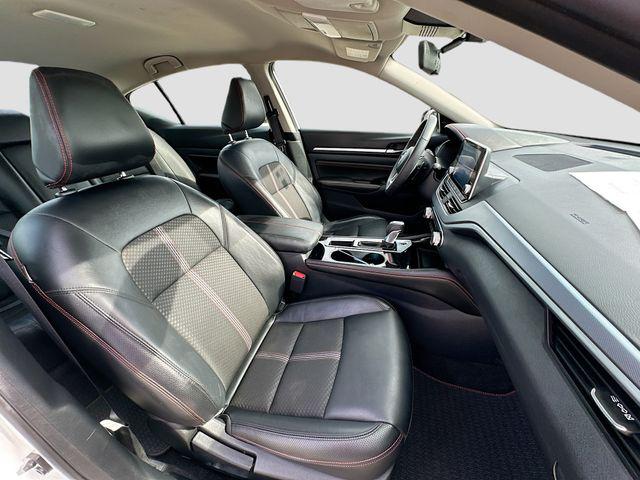 2023 Nissan Altima SR FWD