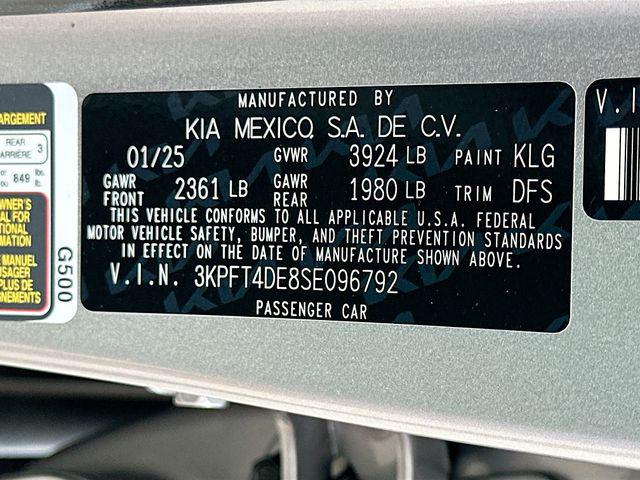 2025 Kia K4 LXS